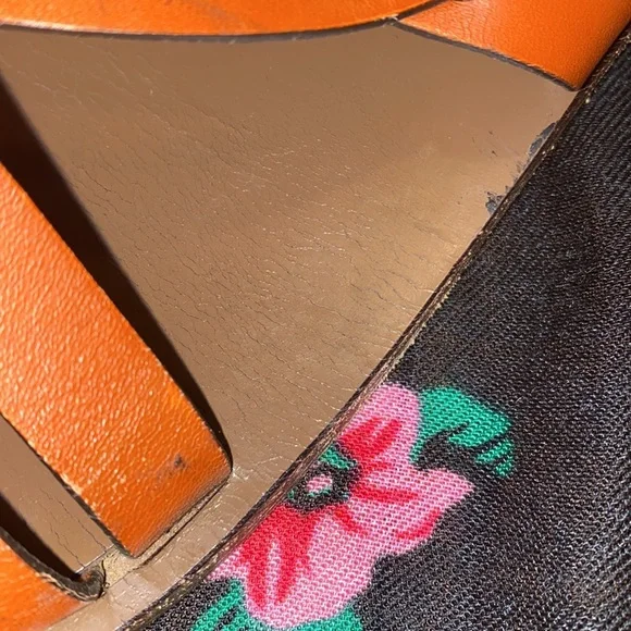 🍒 Gucci 🍒 - Picture 4 of 6